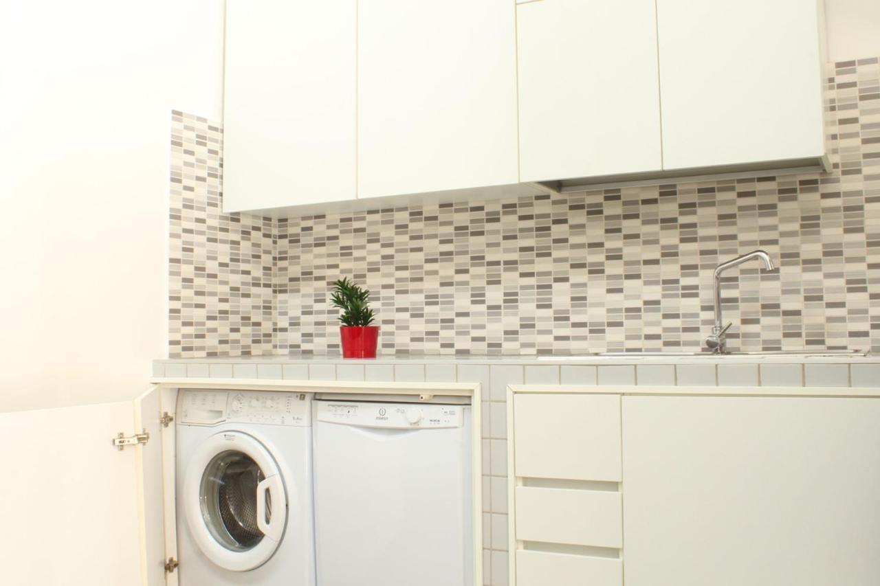 O' Vascio Street Apartment Napoli Bagian luar foto